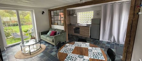 TV