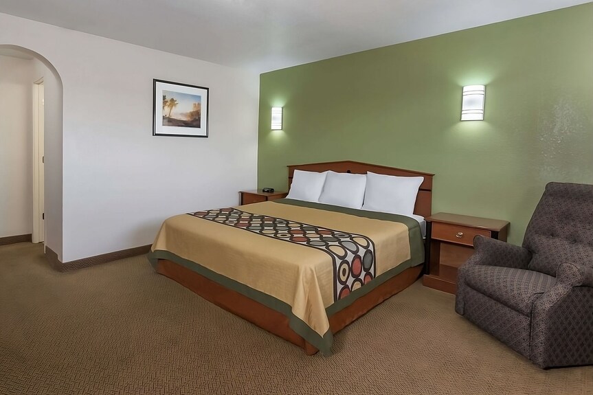 Budget Stay At Knights Inn Franklin Ave Waco! Parking, Pets Allowed! - Waco, TX