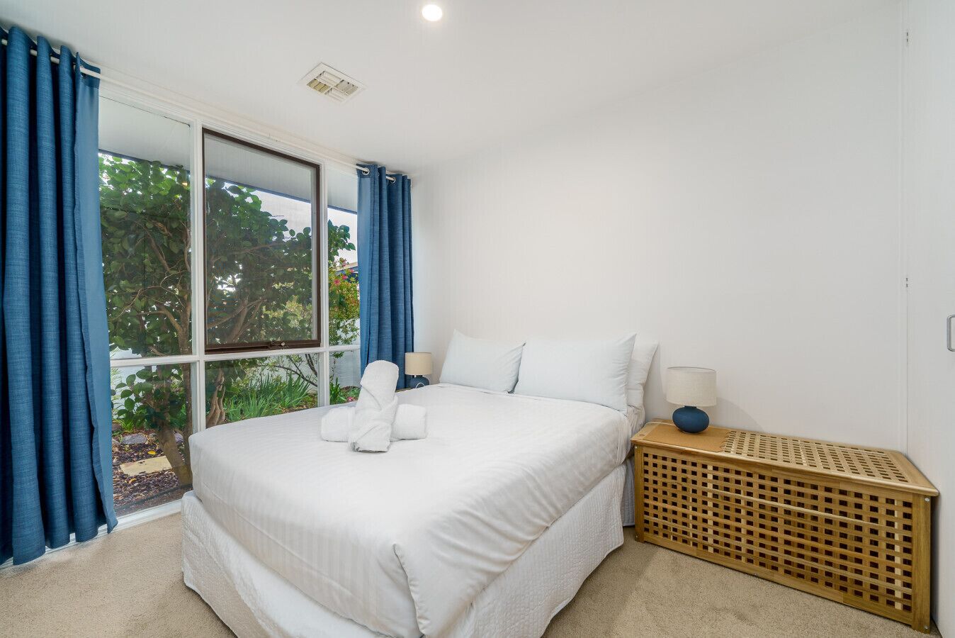 3 bedrooms, iron/ironing board, travel cot, free WiFi