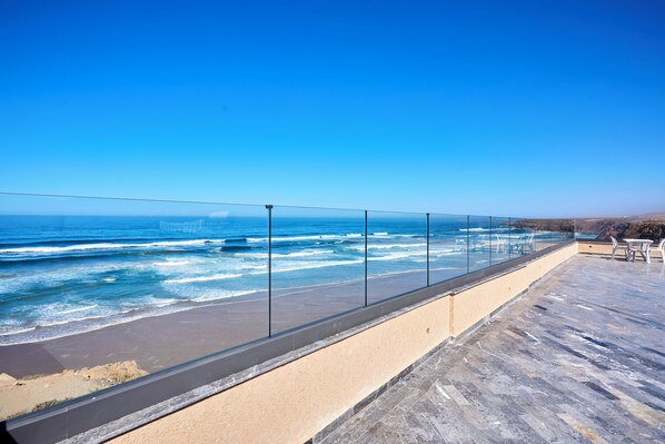 Beach - Paradise Found Stunning Oceanfront Hideaway In Mirleft (Mirleft)