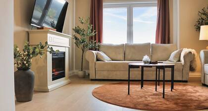 Lunaria Living | VW • Cozy - Central - Parking