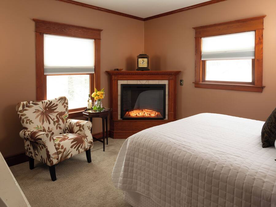 Klassieke kamer, uitzicht op de stad | Individueel gedecoreerd, individueel gemeubileerd, gratis wifi