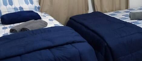 1 chambre, fer et planche à repasser, Wi-Fi, draps fournis