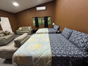 Deluxe Apartment, Patio, Garden View | Desk, laptop workspace, free WiFi - El Mangal B&B (Suchitoto)