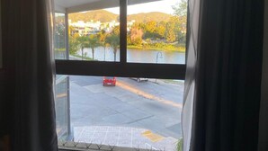 Deluxe-Doppel- oder -Zweibettzimmer, Balkon, Seeblick