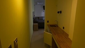 Deluxe kamer, 1 twee- of 2 eenpersoonsbedden, balkon, uitzicht op meer