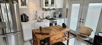 Stand-Alone Cottage w fenced Patio & Yard Oasis in the Vibrant Denver Highlands