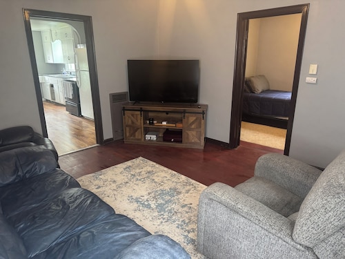 Outdoorsman’s getaway with excellent hunting and fishing nearby