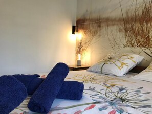 1 bedroom, iron/ironing board, internet