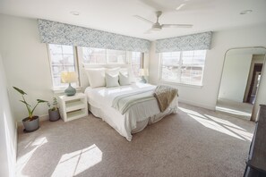 3 habitaciones, escritorio, tabla de planchar con plancha y wifi 