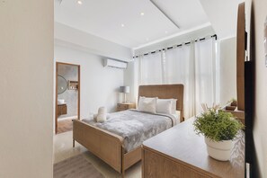 8 bedrooms, iron/ironing board, WiFi, bed sheets