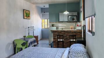 1 chambre, Wi-Fi, draps fournis