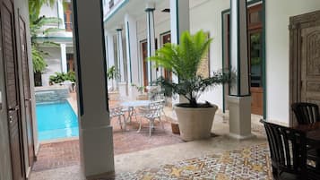 Piscine extérieure