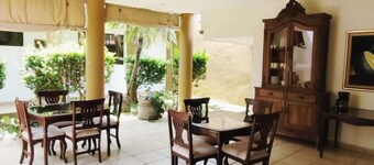 Villa Fontana Nesthost Stay
