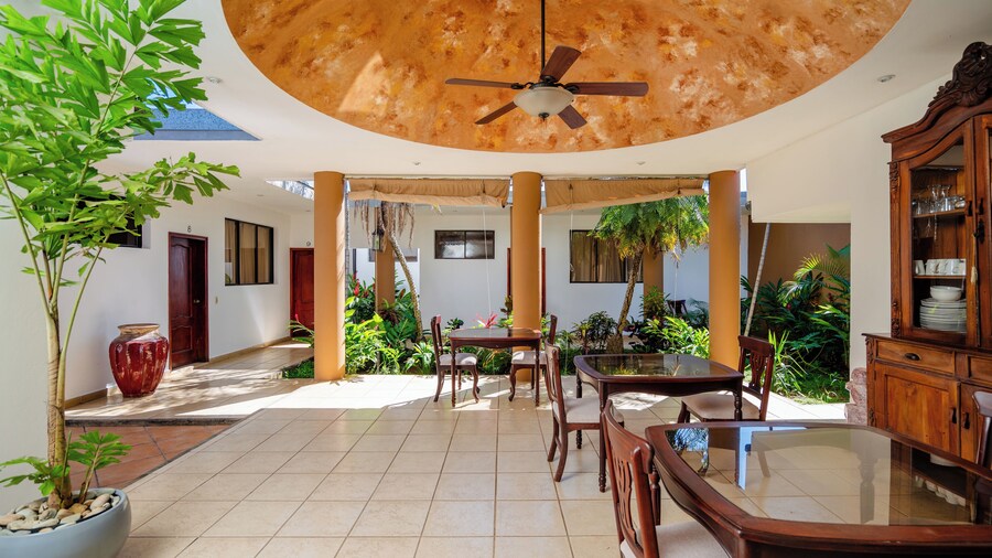 Villa Fontana Nesthost Stay