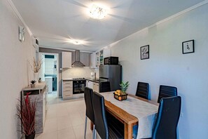 Dining - Holiday home mit Klimaanlage und Meerblick (Vela Luka)