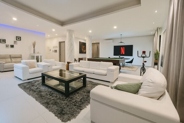 Game room