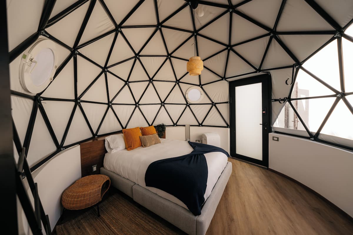 Deluxe Tent