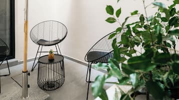 Basic Room, 1 Queen Bed, Shower Grab Bars, Patio | Terrace/patio