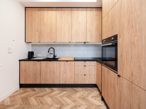 Four, plaque de cuisson, lave-vaisselle