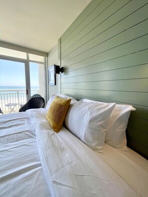 1 bedroom, desk, free WiFi, bed sheets