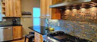 Lake Helena Lookout 4 Bedroom Home