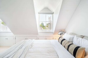 3 bedrooms, iron/ironing board, travel cot, WiFi