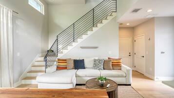 House (2 Bedrooms) | Bahagian dalam