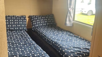 3 dormitorios, tabla de planchar con plancha, wifi