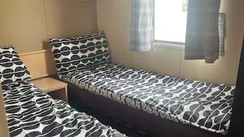 3 bedrooms, iron/ironing board, WiFi