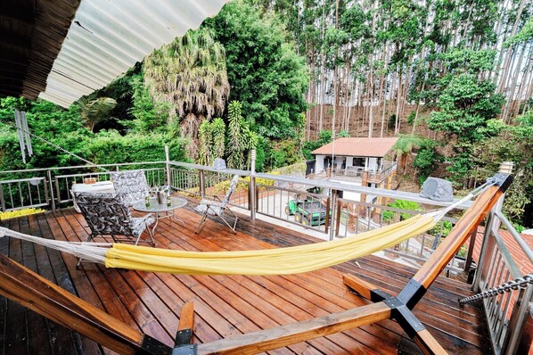 Outdoor dining - Rancho La Gloria,Spectacular Country House 20 min from Salento! (circasia)