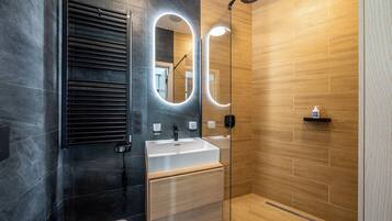 Een douche, een haardroger