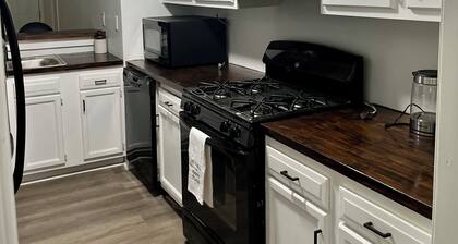 Charming 3-bedroom house in Highland Springs, VA