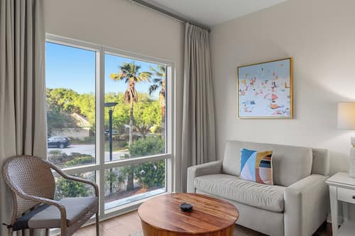 House (1 Bedroom) | Front of property