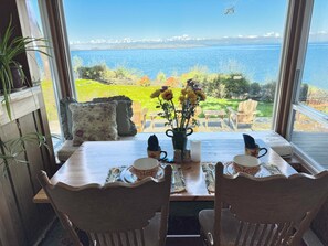 Interior - Sunset Hideaway - Oceanfront Bliss Minutes to Town (Eastsound)