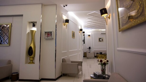 Reception - Dorrat Al-Mutamayzoon (Taif)
