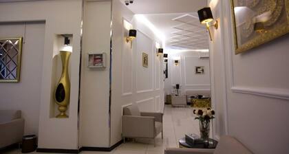 Dorrat Al-Mutamayzoon