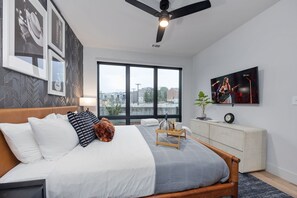 4 chambres, fer et planche à repasser, lit parapluie, Wi-Fi gratuit