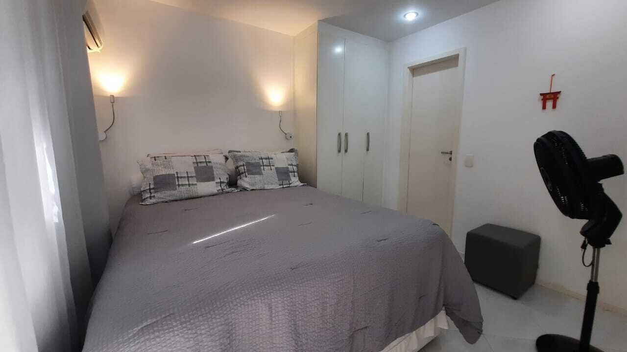 1 quarto, cortinas blackout, ferros/tábuas de passar roupa