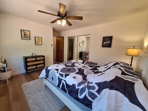 4 habitaciones, tabla de planchar con plancha y wifi gratis 