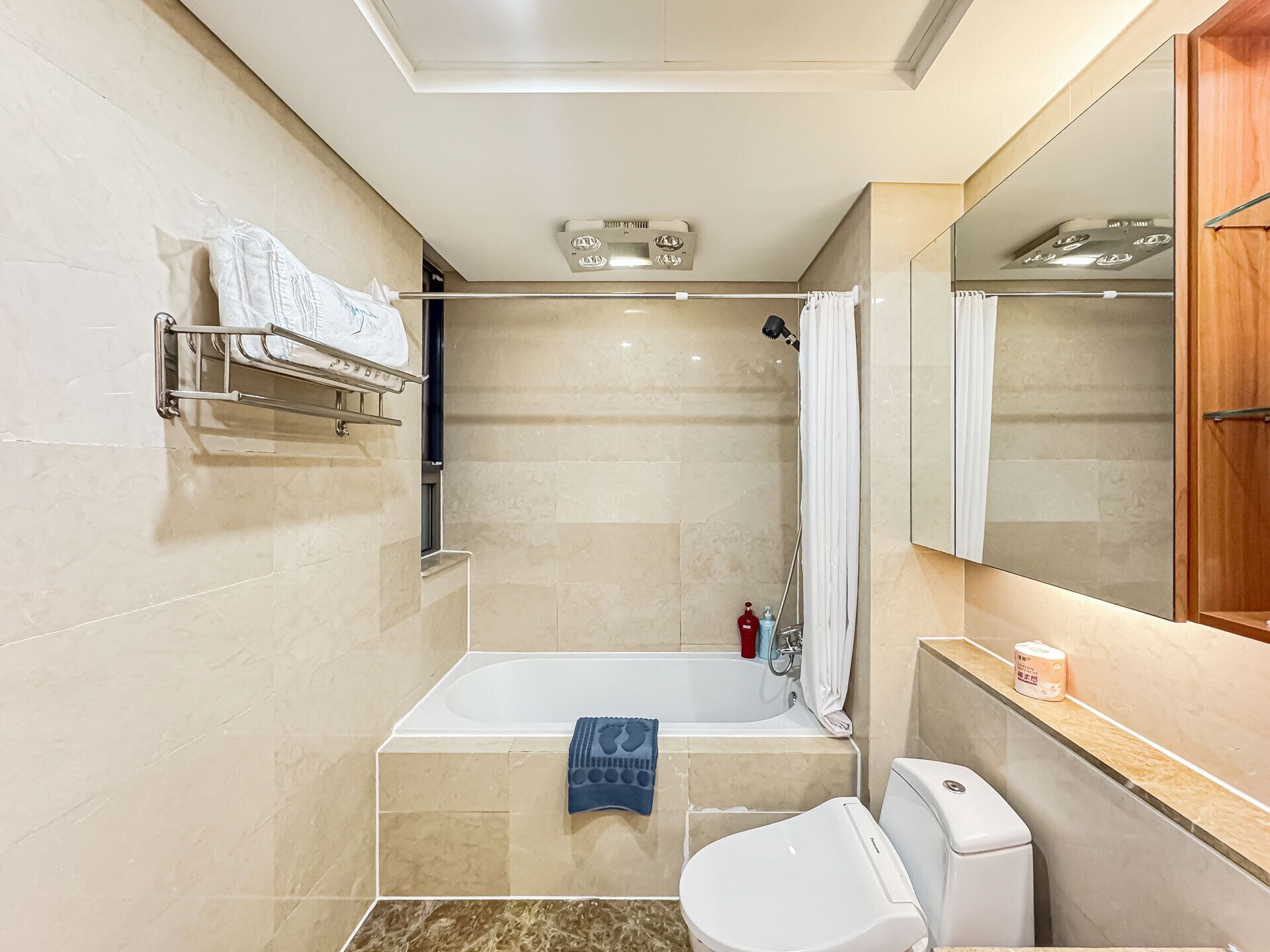 コンドミニアム 2 ベッドルーム シティビュー | バスルーム | バスアメニティ (無料)、ヘアドライヤー、タオル、シャンプー