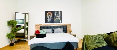 2 chambres, bureau, draps fournis