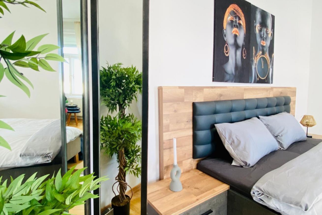 2 chambres, bureau, draps fournis