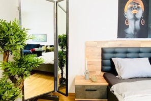 2 chambres, bureau, literie fournie