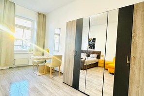 Interior - Nice Room in a Shared Apt, 10Min to FAC Platz (Vienna)