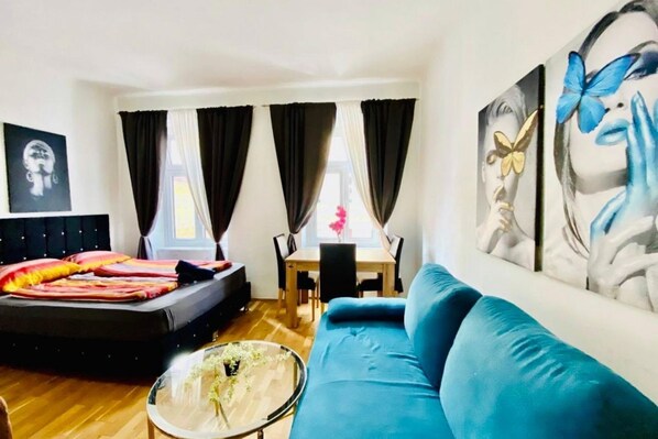 1 bedroom, WiFi, bed sheets