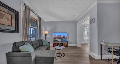 Newly Renovated 3BR Duplex-1st FL | 5 min to Niagara Falls |Trails Nearby!
