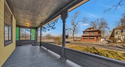 Newly Renovated 3BR Duplex-1st FL | 5 min to Niagara Falls |Trails Nearby!