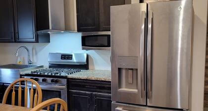 Soothing 1 level 4-bedroom duplex with WiFi in Laramie
