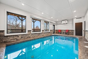 Pool - Villa in Vogue/Stunning views/Heated pool/Hot tub! (Sevierville)